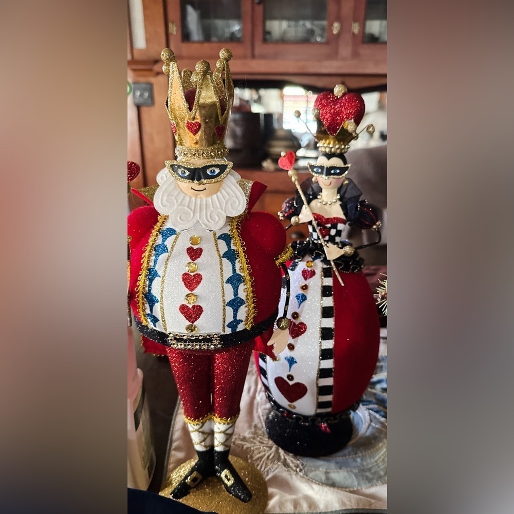 Vintage Pier One Imports King and Queen of Hearts Figurines from 1990's